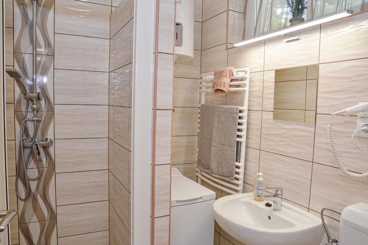 Krisztina Apartman 81 Hajduszoboszlo Exterior photo